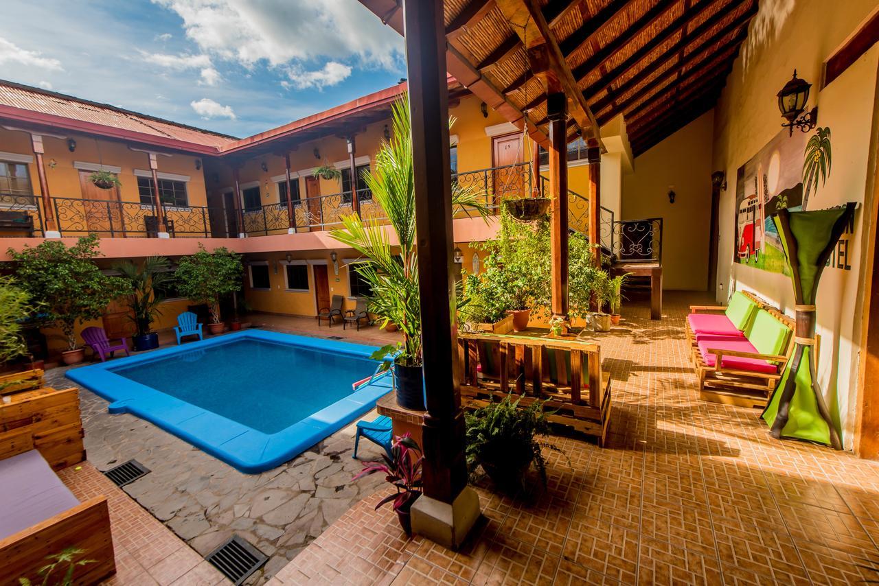 Fullmoon Hotel Granada Dış mekan fotoğraf